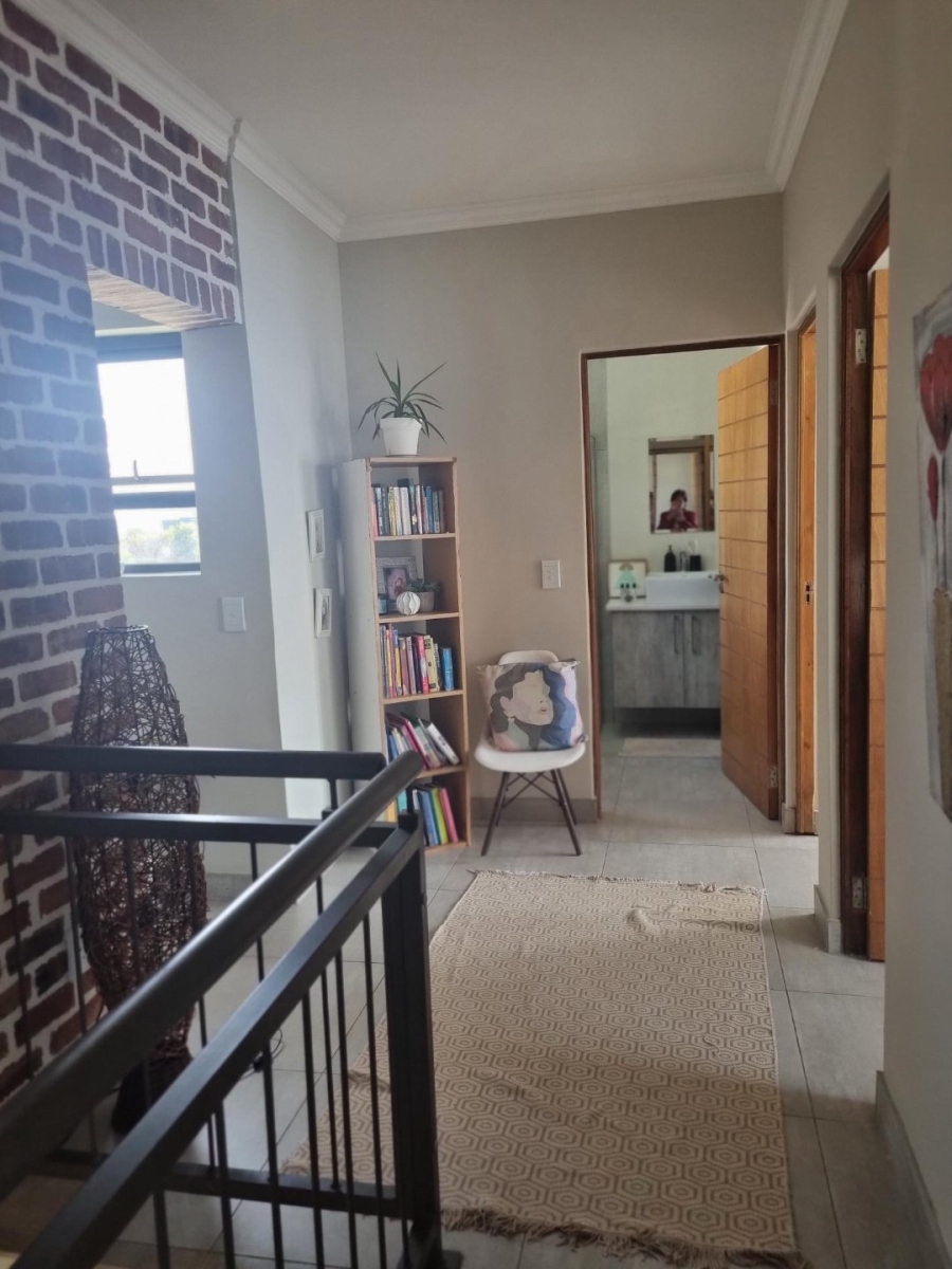 3 Bedroom Property for Sale in Ifafi North West